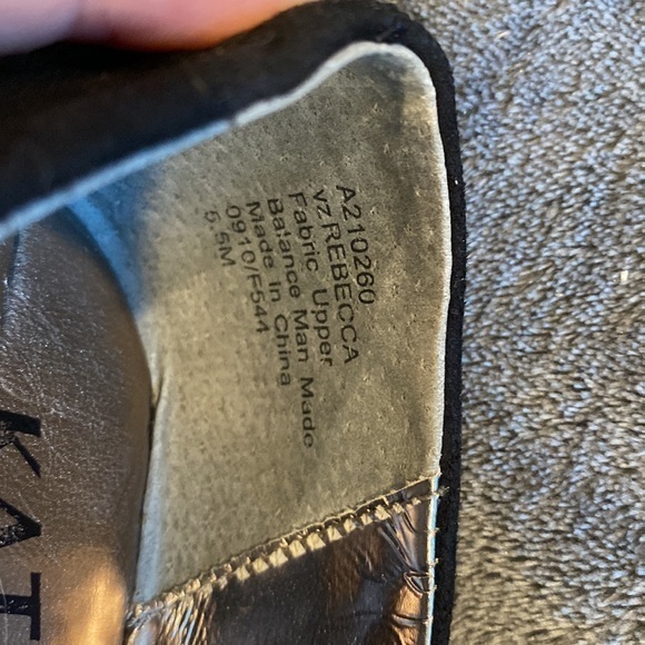 Holiday party Black suede flats with black studs Kathy Ban Zeeland size 5.5 - Picture 5 of 5